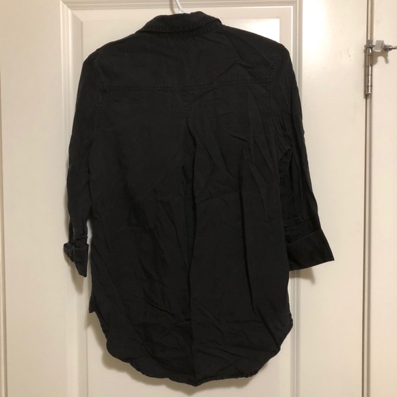 Black blouse - Picture 2 of 4